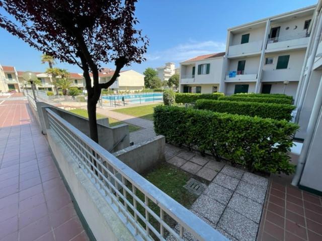 شقة كاوْرلي  في Apartament With Swimming Pool المظهر الخارجي الصورة